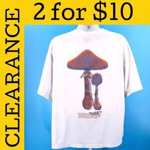 🟡 H&M Mycological Society tshirt